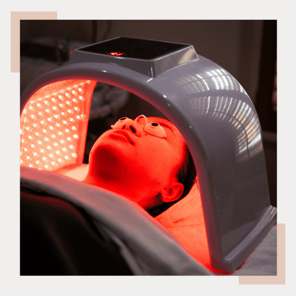 PHASE 3: LED LIGHT THERAPY WITH A HAND AND FEET MASSAGE 
LED Light Therapy helps repair damaged tissue and decreases the appearance of fine lines and wrinkles. 
