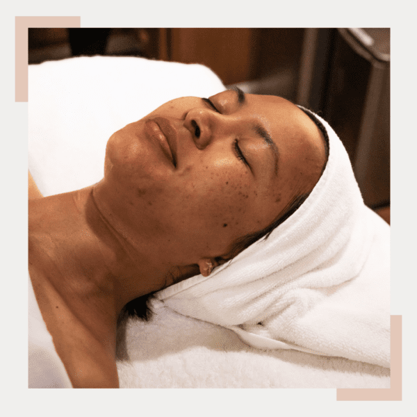 Hydro Facial: Final Touches