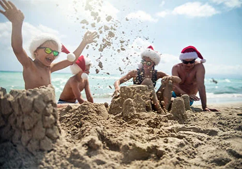 Holiday Getaway Bring the family to the coast!